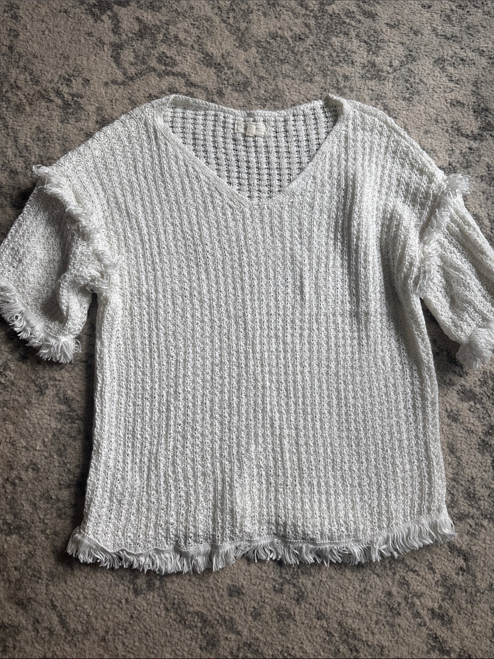 Women's Cream Textured V-Neck Fringe Sweater